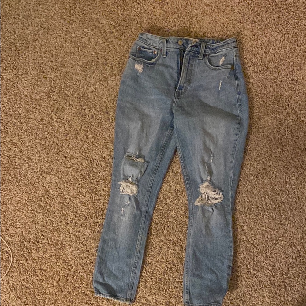 Abercrombie & Fitch Blue Cropped Distressed Jeans